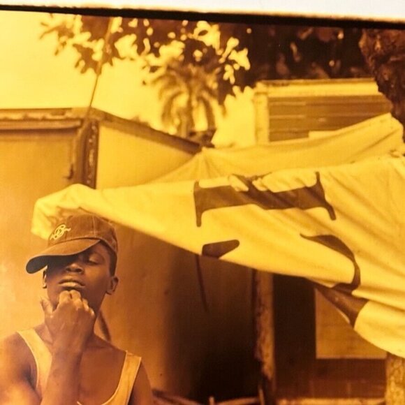 Janine Gordon Photograph 20x24" C-print Edition Signed Haiti Boy Chilln Portrait - Picture 3 of 7